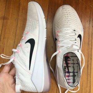 Nike Air Zoom Fearless Flyknit 2 sz 10